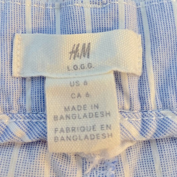 H&M —- blue & white stripped Chino shorts. Nautical/Coastal. size 6 - Picture 5 of 5